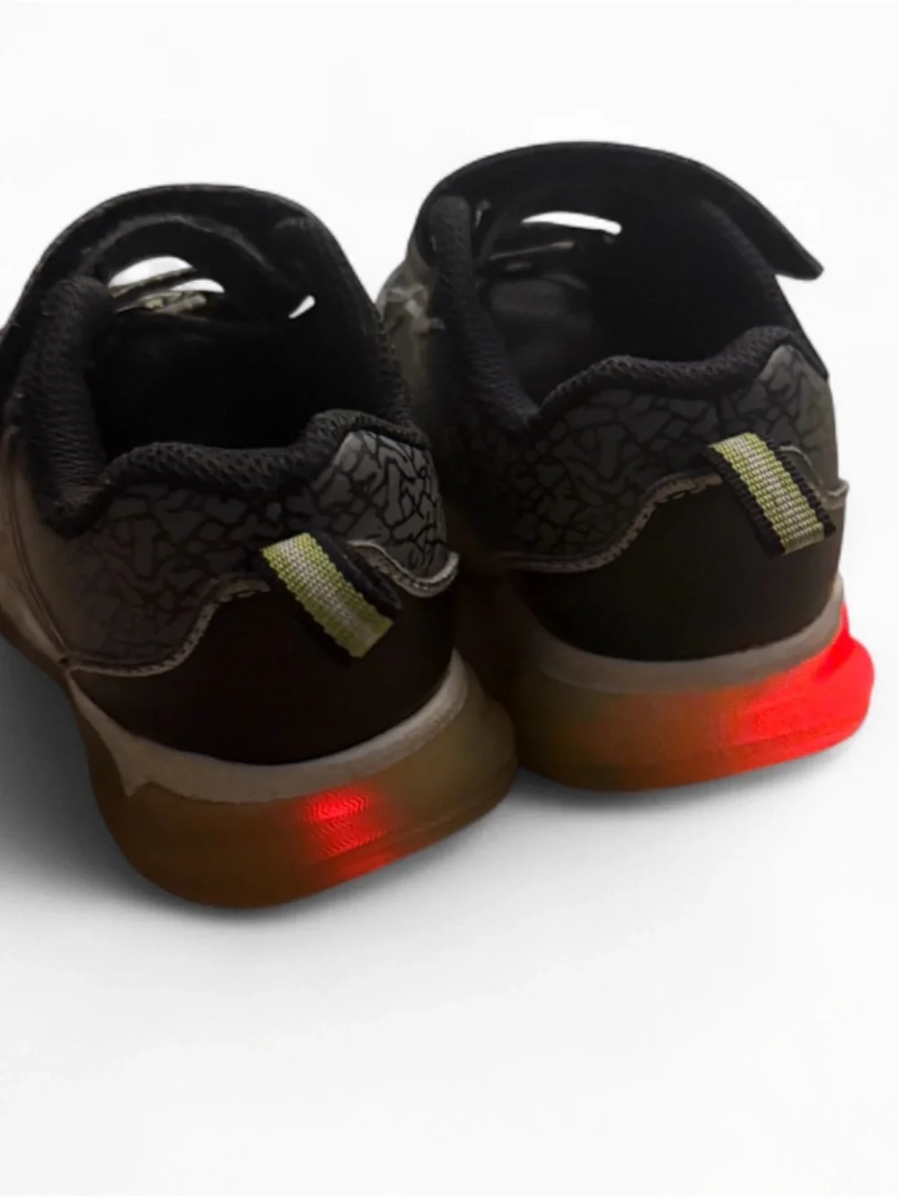 Jurassic World light up toddler sneakers size 7